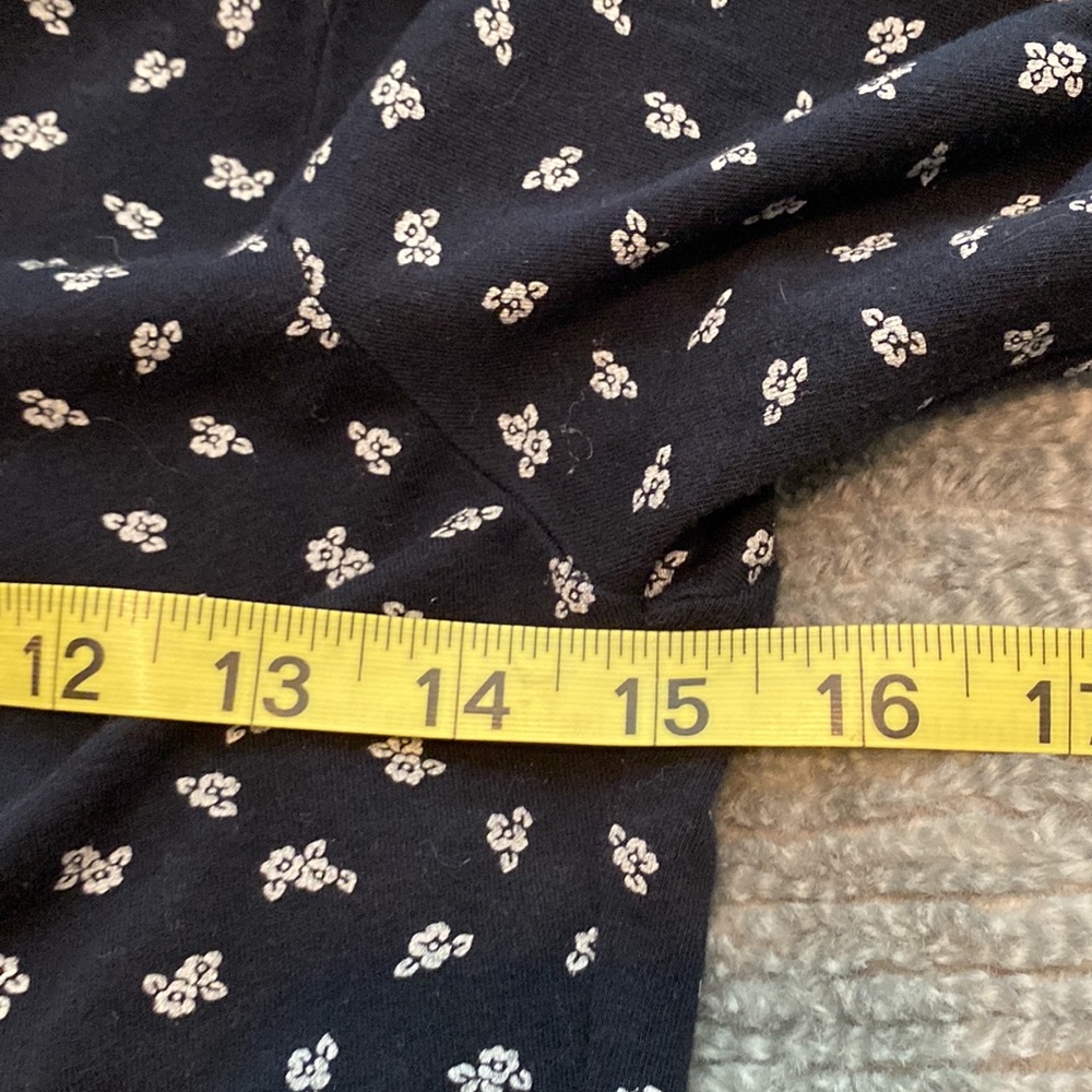 Brandy Melville Floral wrap tie top S - Picture 5 of 7